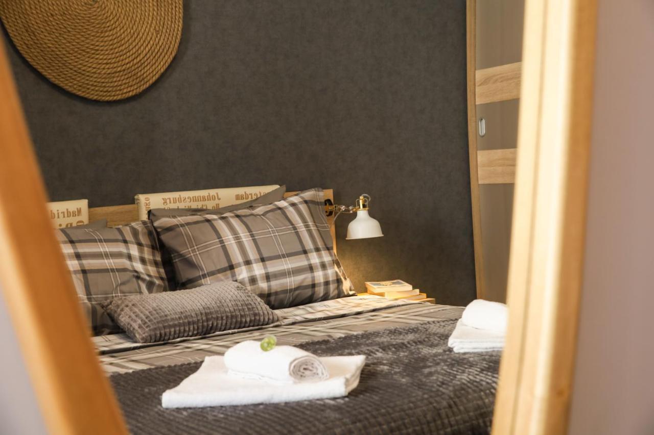 Mall Of - Urbanlux Retreat, Free Parking Appartement