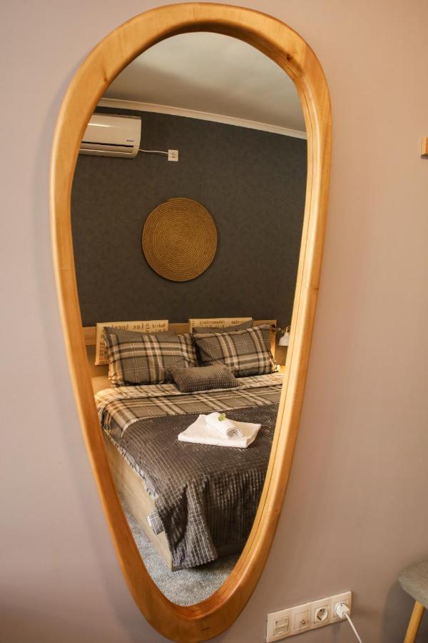Apartment Mall Of - Urbanlux Retreat, Free Parking